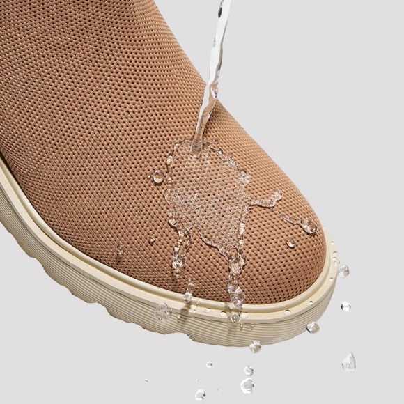 Round-Toe Chunky Platform Travel Boots + Leg Warmers (Everly) - Picture 2 of 4